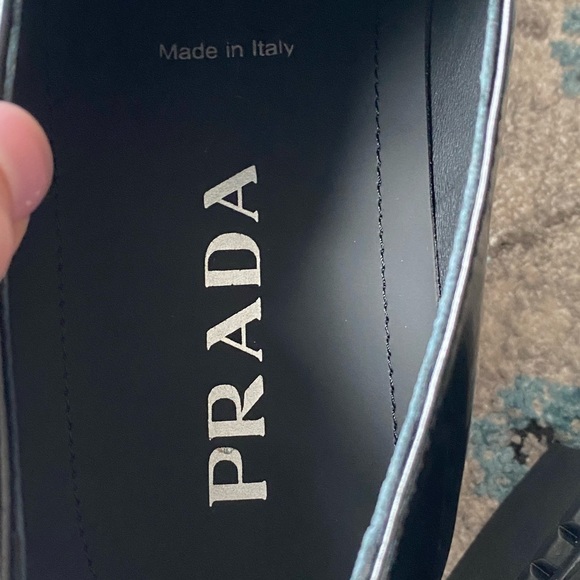 Sharp brushed leather loafers - Picture 9 of 10